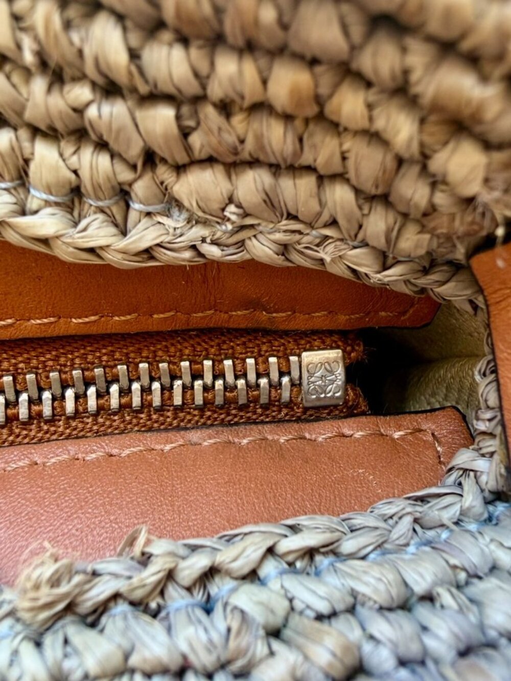 Loewe Multicolor Rainbow Raffia Crossbody Bag - Picture 10 of 13